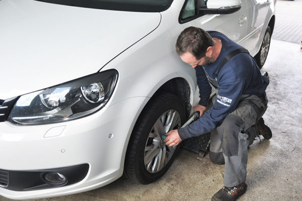 Reifenservice Rügen freie Kfz-Werkstatt Uwe Friedrichs Sellin